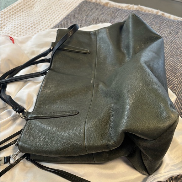 Coach Handbags - Vintage Coach Dark Green Leather Satchel